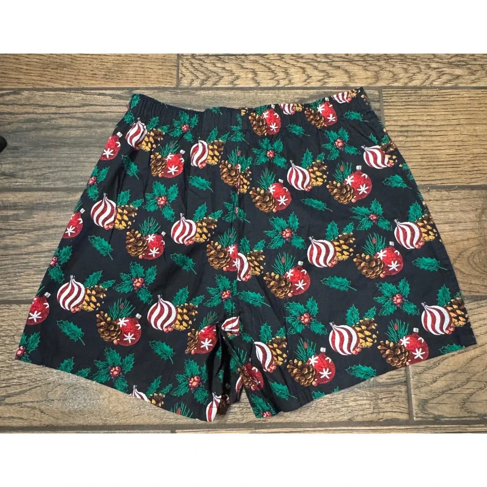 American Eagle By Payless deck halls